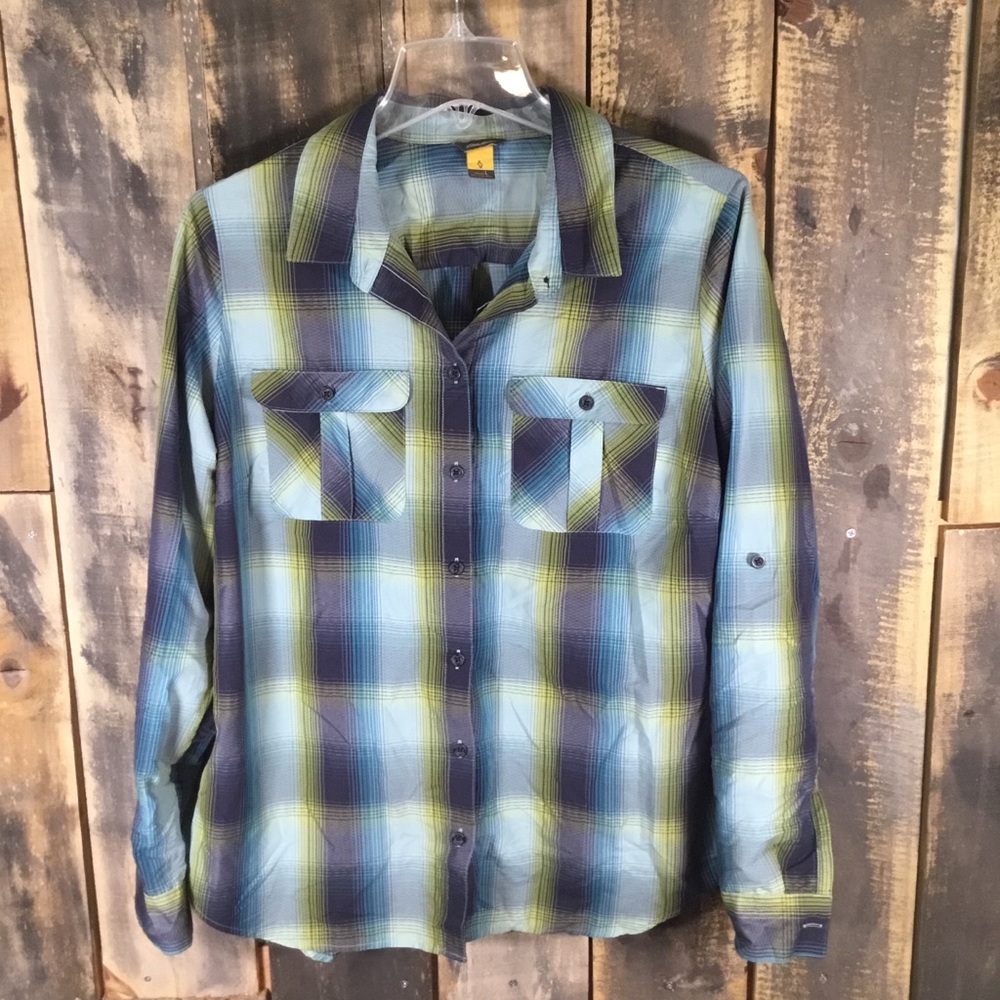 Eddie Bauer lightweight plaid outdoor shirt women’s size large